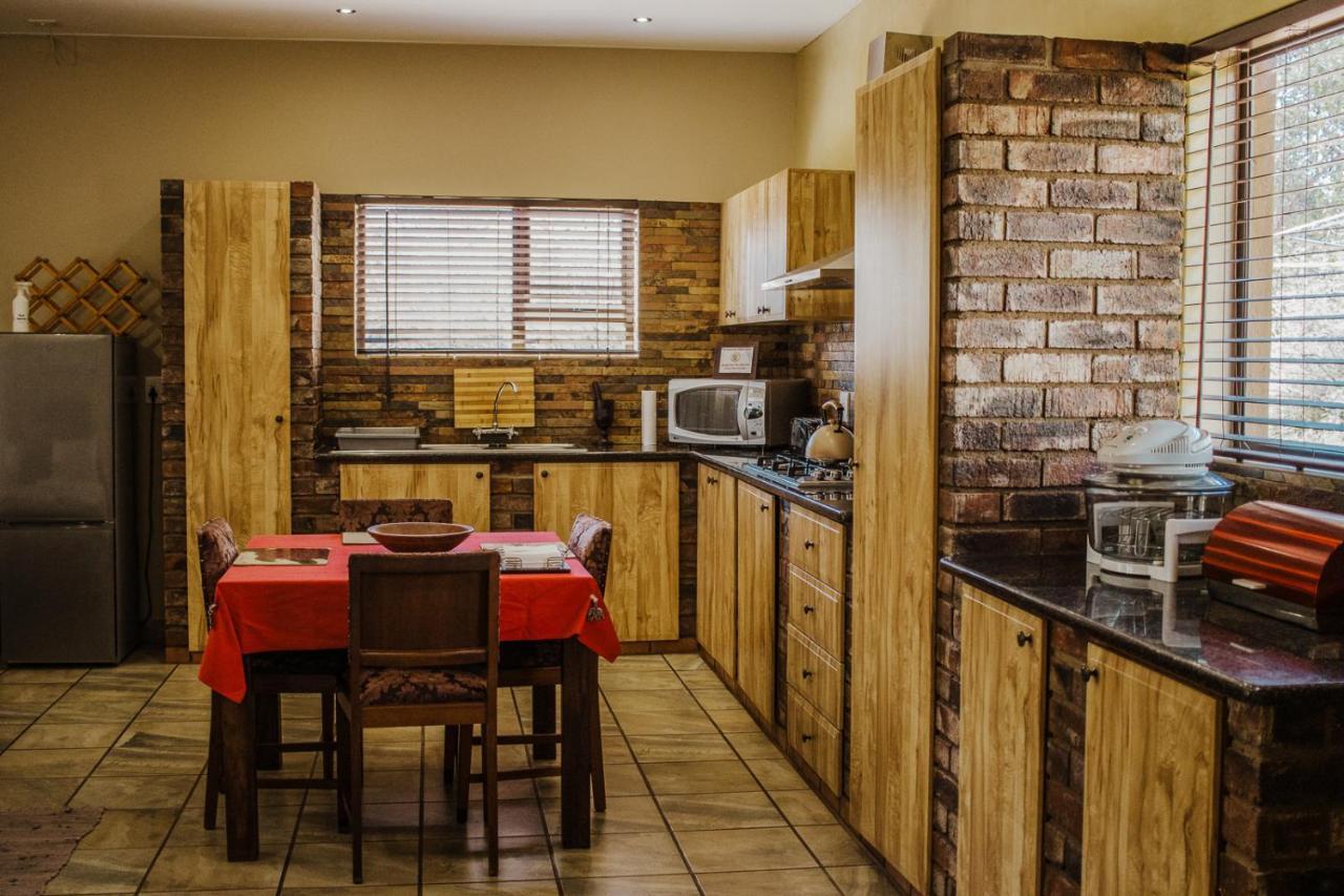 פאלאבורווה Cottage Lenise מראה חיצוני תמונה